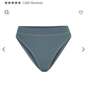 Skims Cotton Jersey cheeky tanga, size medium
